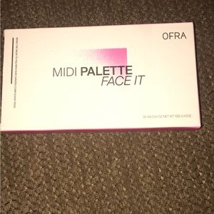 OFRA midi palette